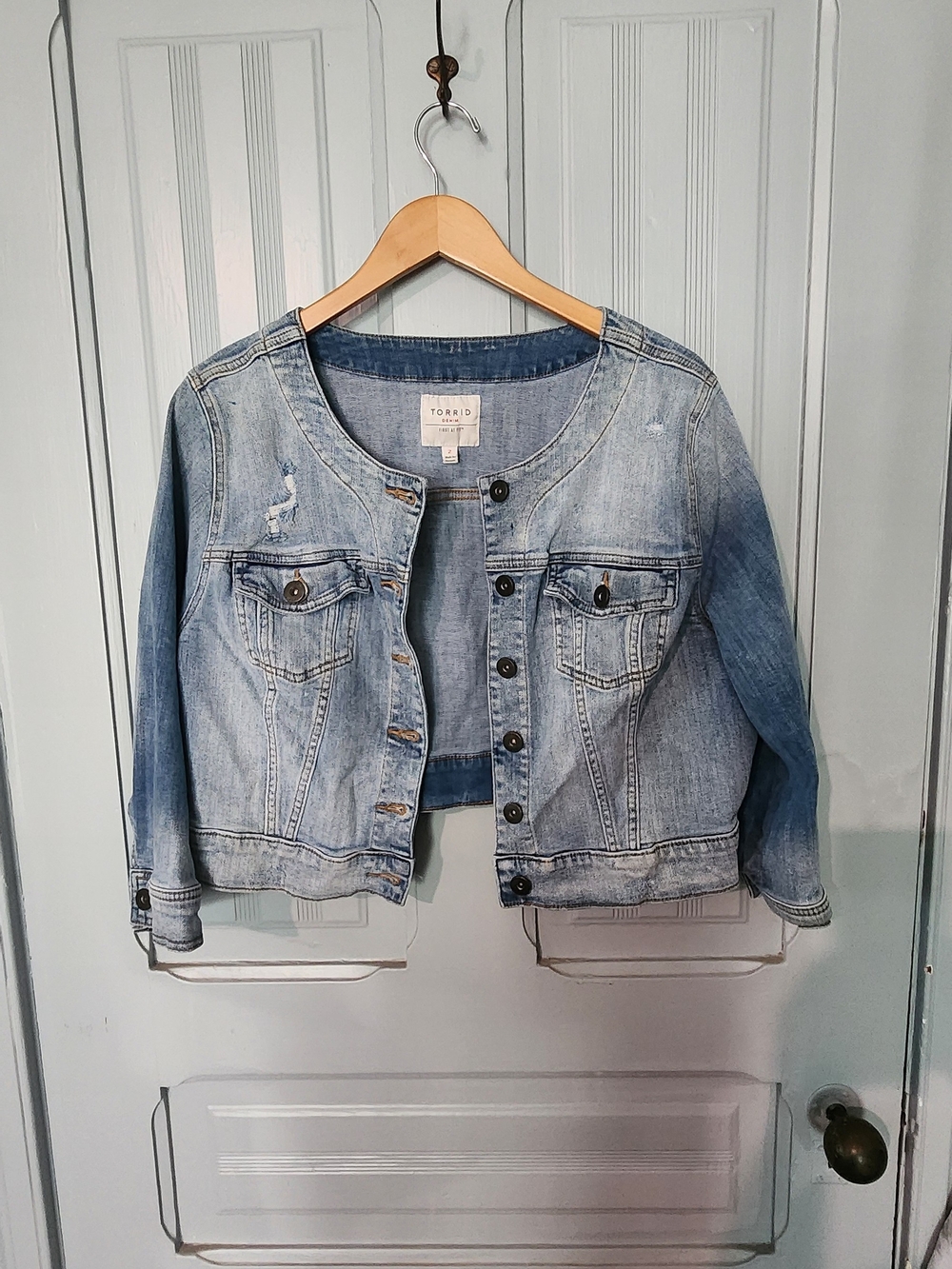 Torrid Denim Collarless Cropped Jean Jacket Sz 2